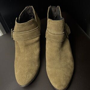 Steve Madden -Suede Ankle Boots - Moss green 8.5